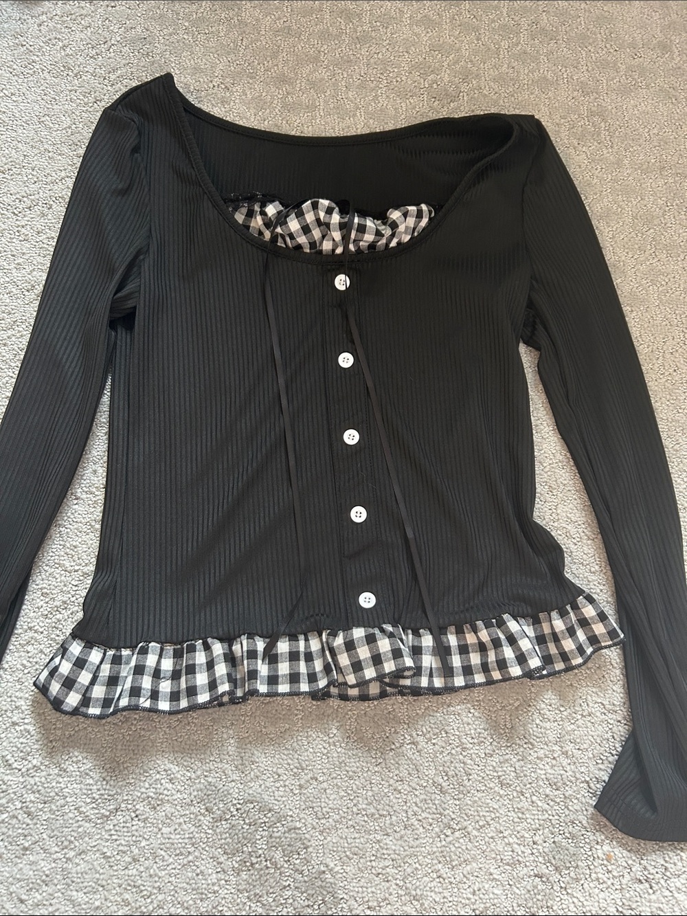Black Long-Sleeve Ribbed Top with Gingham Trim